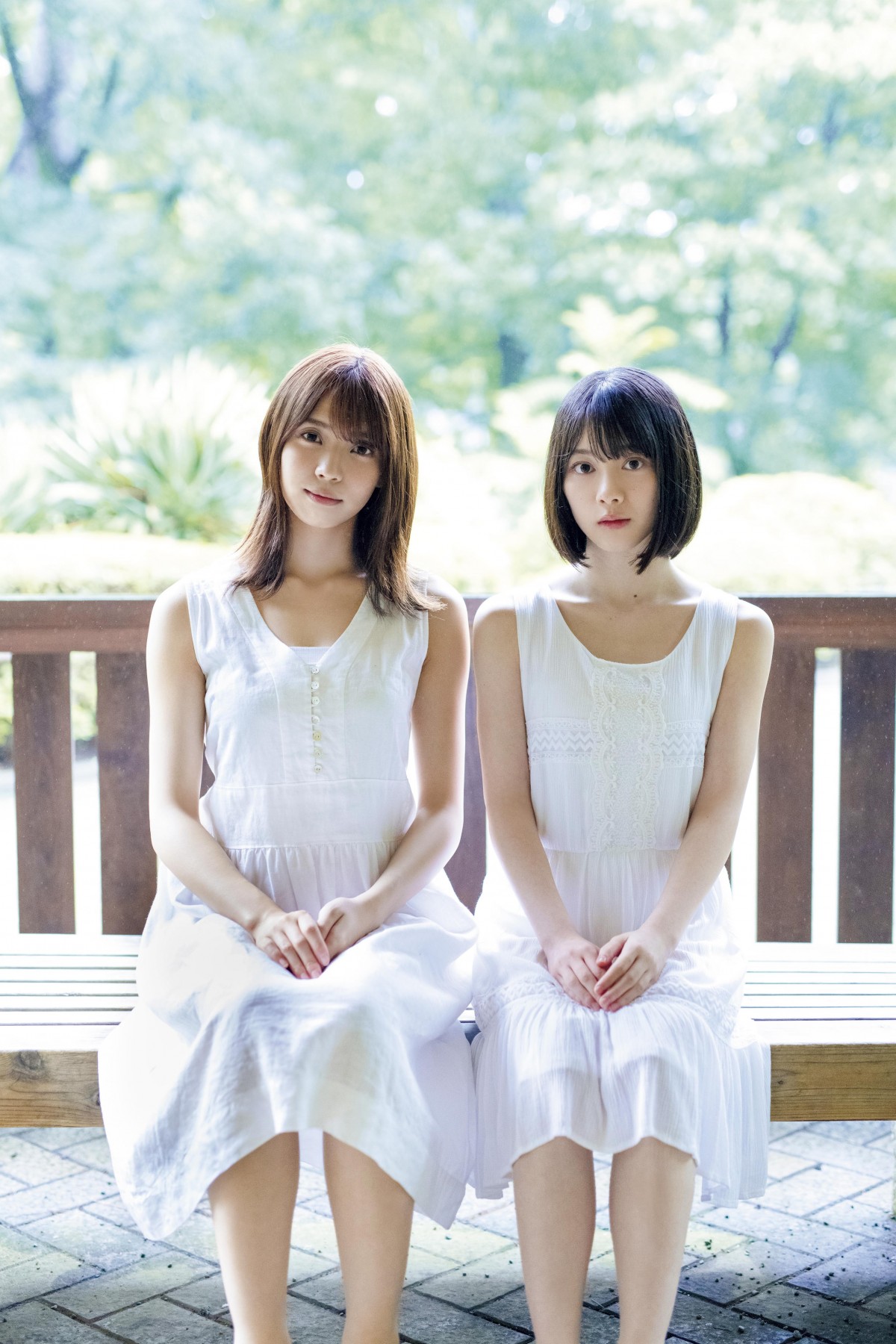Amazon.co.jp: 櫻坂46 生写真 「小林由依 卒業コンサート」赤