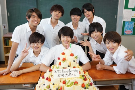 美少年 岩崎大昇 花の17歳 誕生日を 野郎組 メンバーが祝福 Oricon News