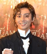 �L�X�}�C�����J�A�F�j���Ńt�@���ɌĂт����u�������悤�ȋC�����ł��āv 