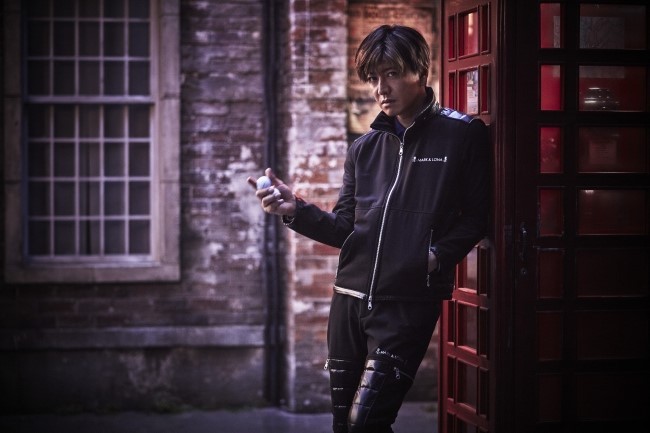 木村拓哉のスイングに歓声 ゴルフウェア新CM公開 | ORICON NEWS