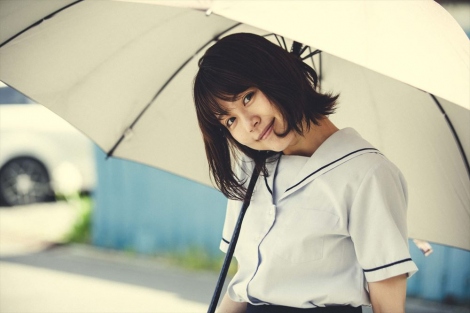 有村架純 17歳の女子高生に扮した未公開写真を公開 Oricon News