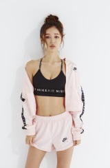 �����ЂƂ݁A�Z�N�V�[�ɒb���グ��ꂽ�u�����{�f�B�v��I �j���ւ̃G�N�T�T�C�Y���H 