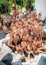 �O���h��53�l����W��!�w�T�v���x53���N�őO�㖢���̉��򃍃P���s 