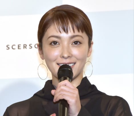 平山あや 速水もこみちと結婚発表後初の公の場 幸せですか に笑顔で はい Oricon News