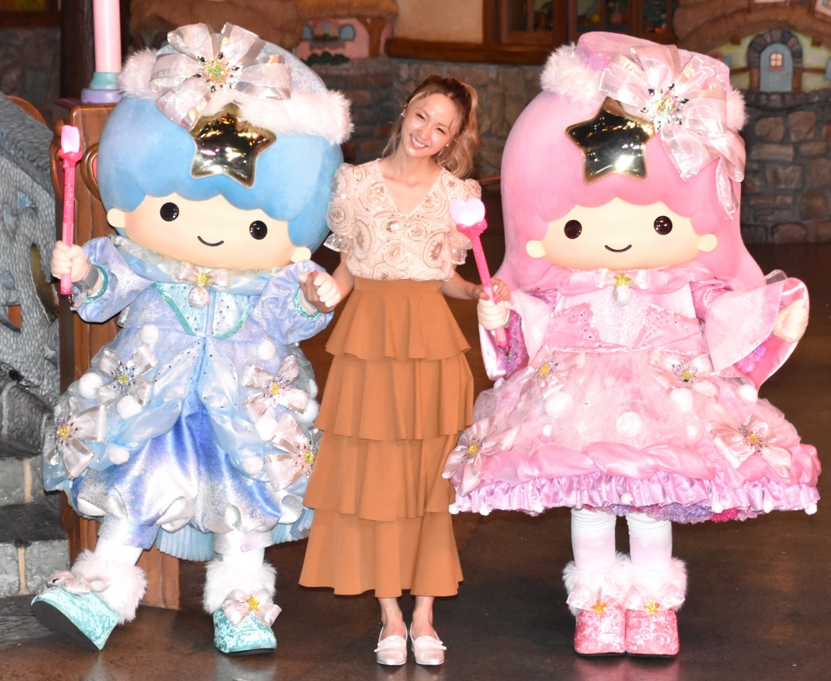 ララ様 ホワイトピンク ☆ララ☆ らら様 ララ様 らら様 Amazon.co.jp: