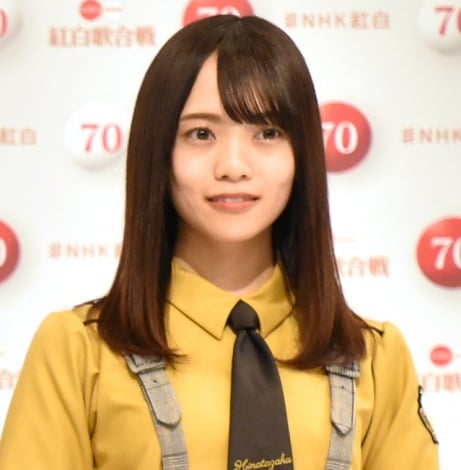 □うファッション□ 元けやき坂46 元日向坂46 渡邉美穂 サイン入り