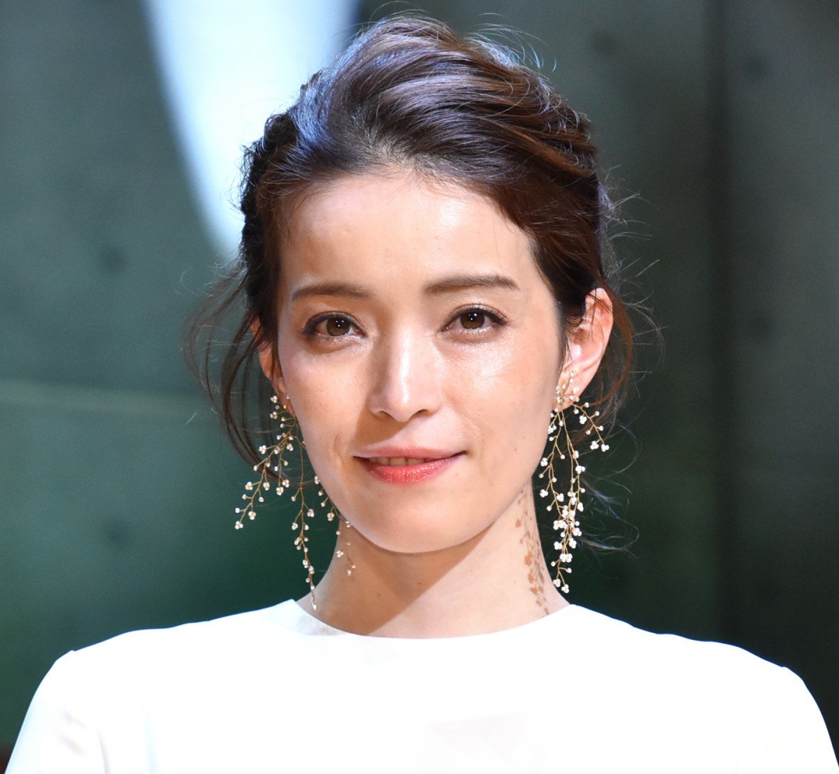 那覇市首里出身の知念里奈、シンボル焼失も「なんくるないさーの精神で