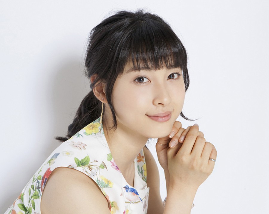 土屋太鳳が“ブルーアイ”に ギャップに「ミステリアス」「別人に見えて