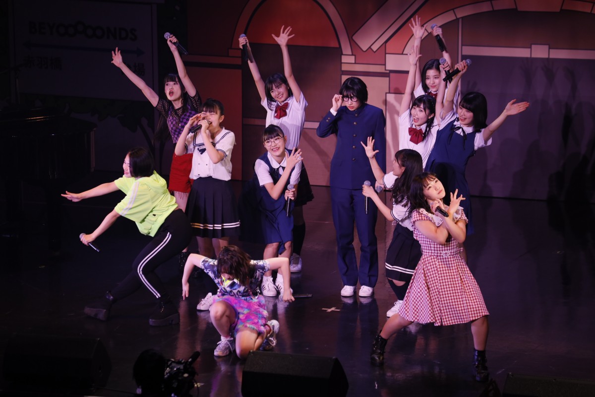 ハロプロ異色新人BEYOOOOONDS、寸劇連発初ライブ「これからもONE