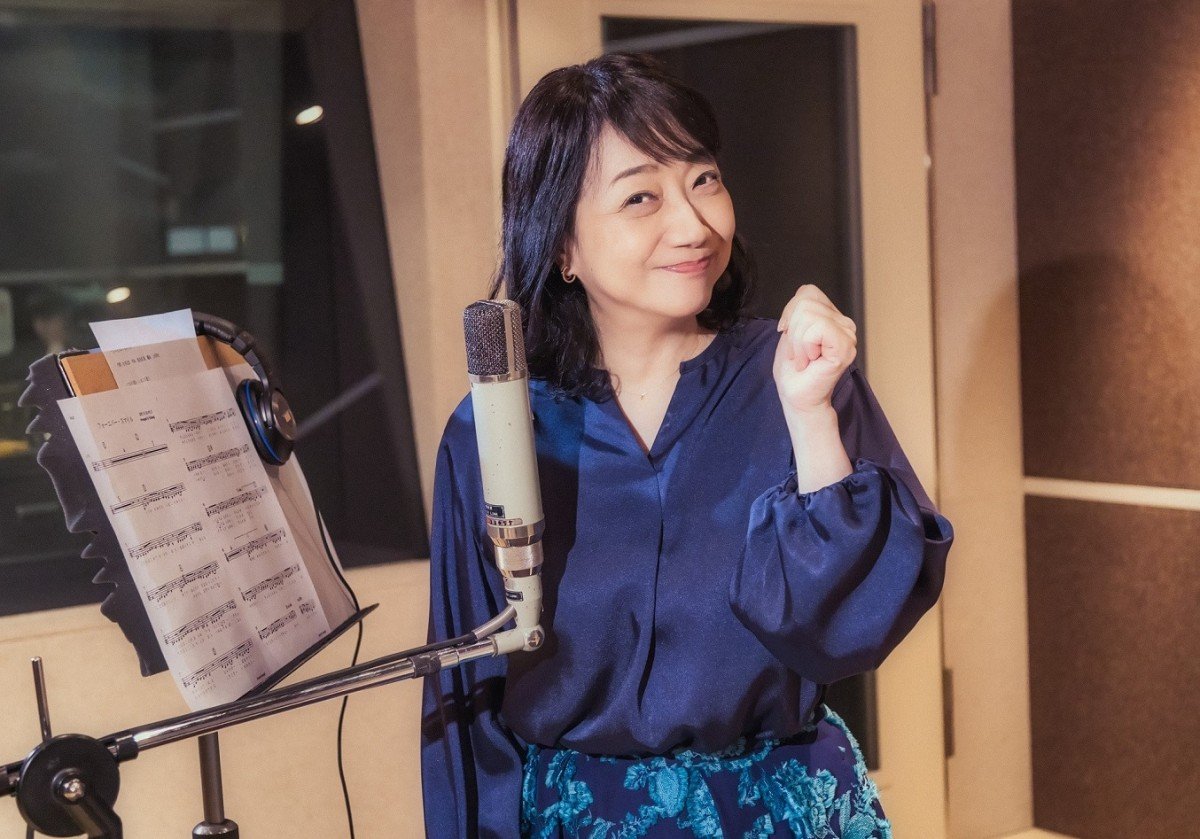 麻丘めぐみ、初の自選ベストに29年ぶり新曲 「わたしの彼は左きき」をオマージュ | ORICON NEWS