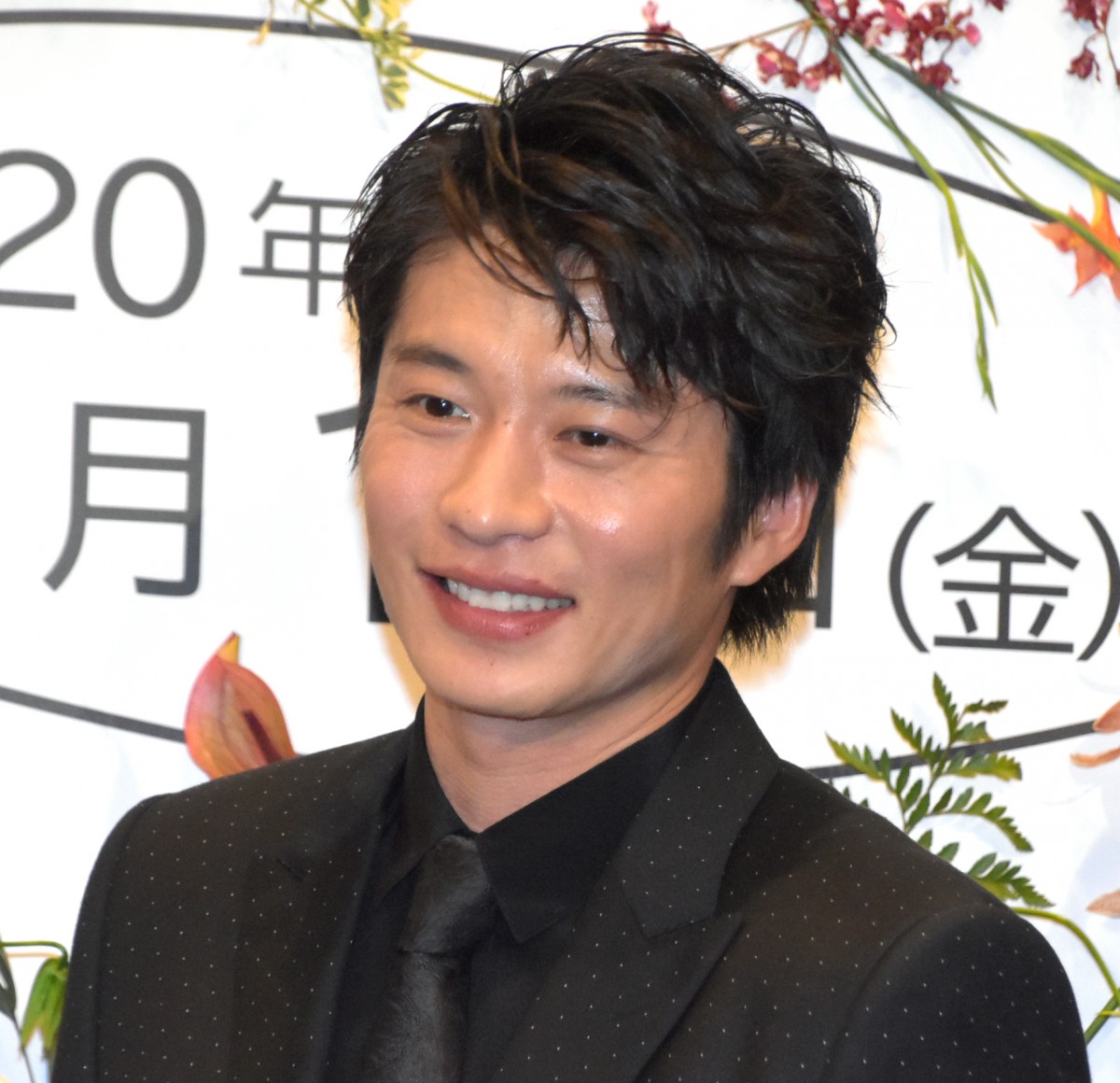 田中圭、母の死きっかけで花に興味 主演映画との数奇な縁「誰かを思い