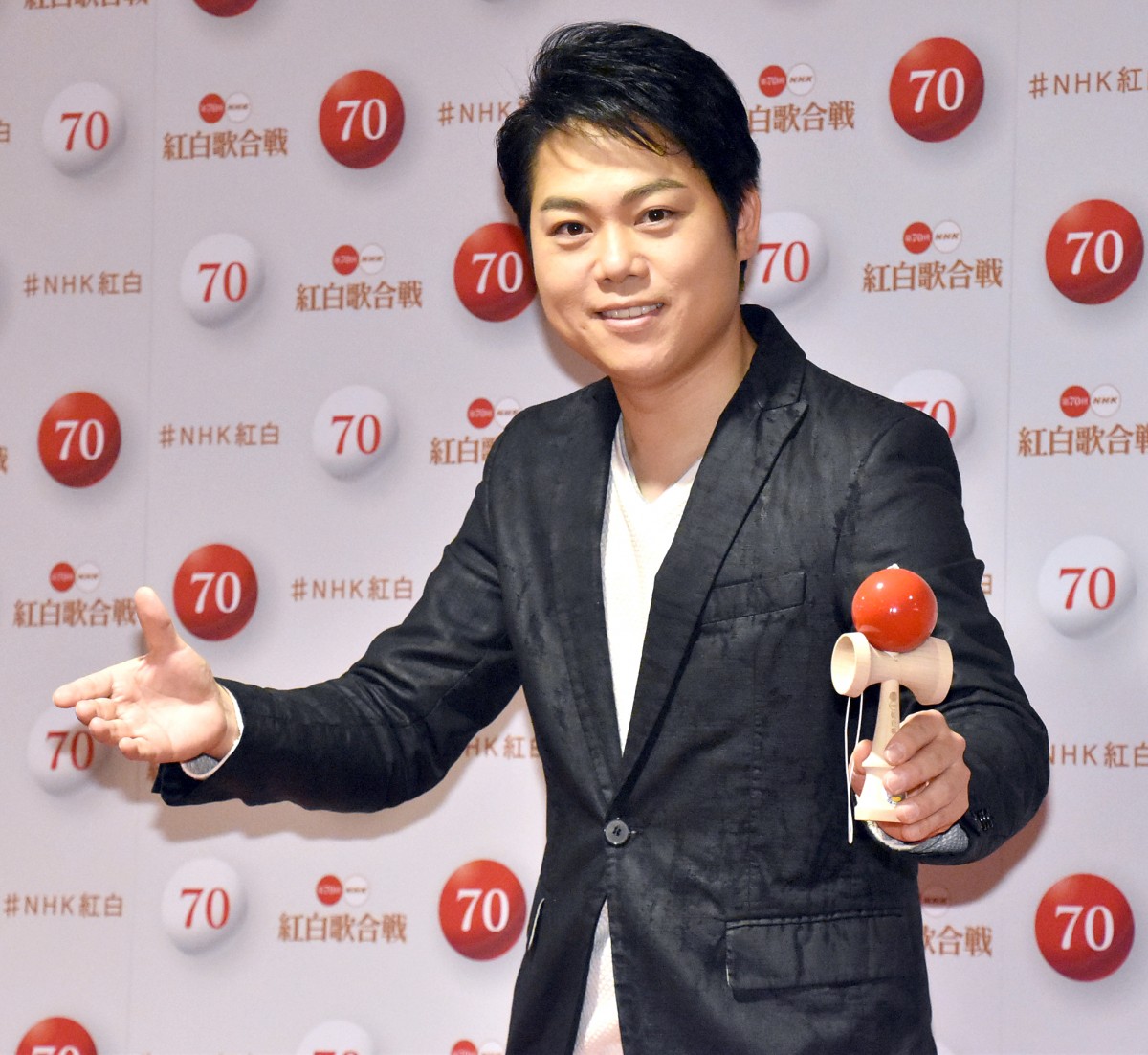 紅白リハ】三山ひろし、けん玉メインに不満なし 歌唱姿より「感動を