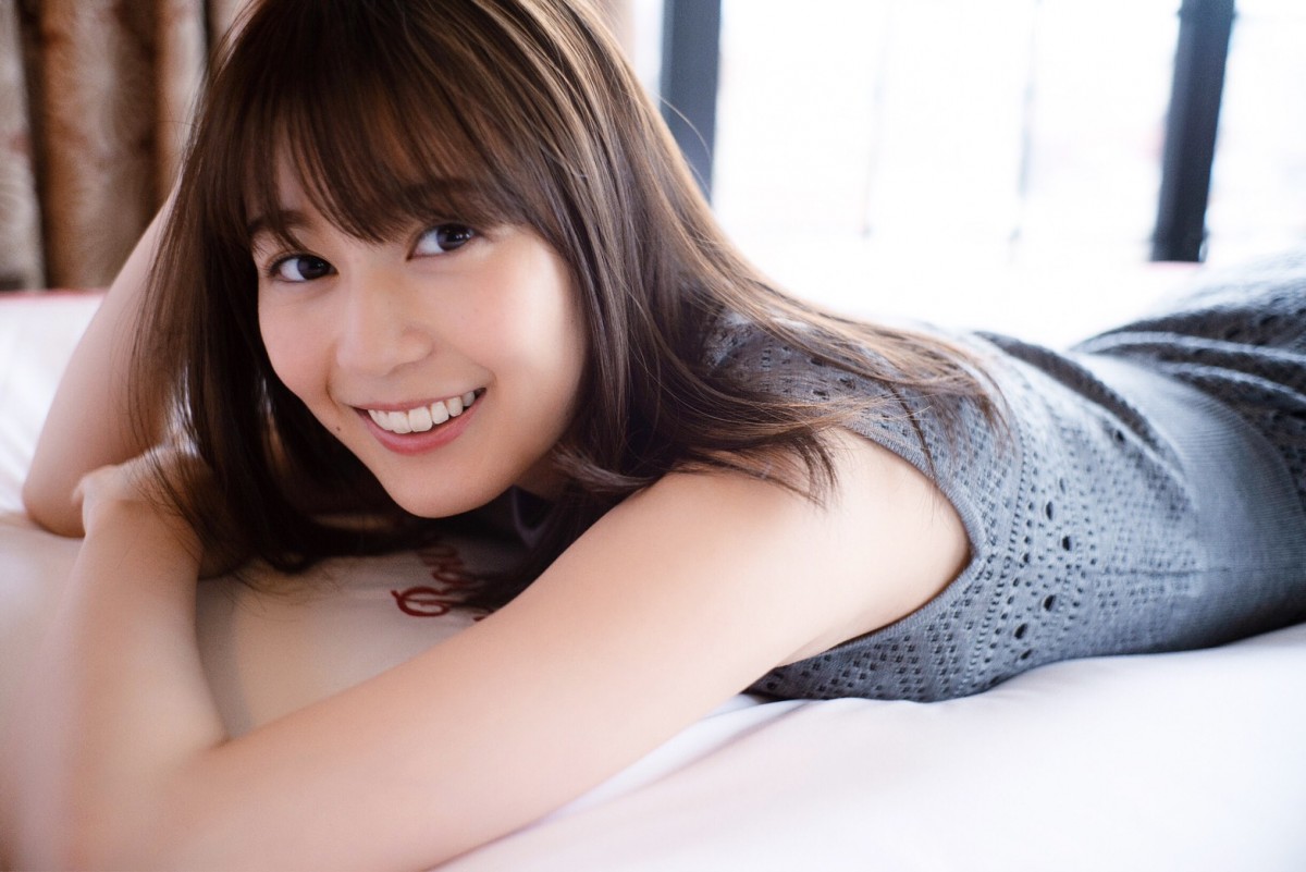 19年をけん引した生田絵梨花、その前を行く白石麻衣 2020年写真集