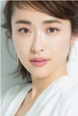 ���f���E��ꑁ�I�A�T�b�J�[�����{��\�̗������ƌ����u�K���ȉƒ��z���Ă��������v 