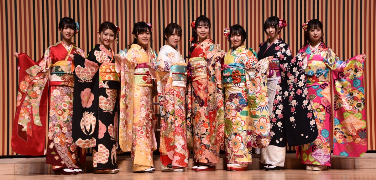 AKB48̐Vl()nuށA|ЂƂ݁At{䂫As숤A吷^AcAcށAgM=AKB48O[v 2020NVlo[ lLOBe (C)ORICON NewS inc. 