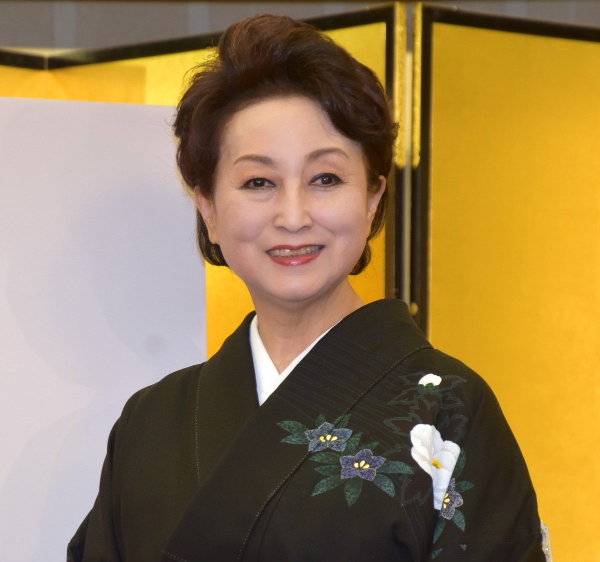 岩井友見、十一代目岩井半四郎襲名 舞踊家として名を継ぐ | オリコン