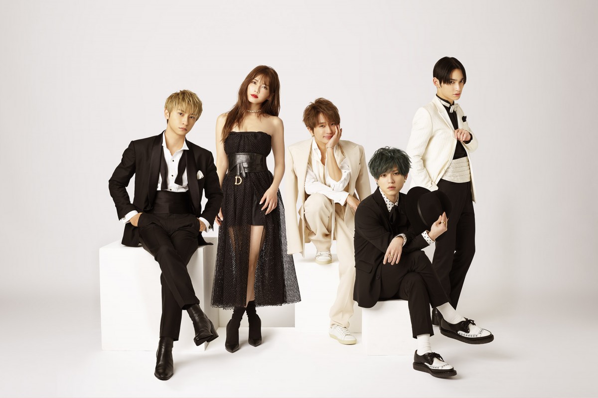 AAA  カード　サイン　西島隆弘　宇野美彩子　日高光啓　與真司郎　末吉秀太 Amazon.co.jp: AAA LIFE 告知ポスター 西島隆弘 宇野実彩子 浦田