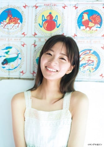 画像 写真 岡崎紗絵 癒やし率0 の笑顔と透き通る美肌で魅了 2枚目 Oricon News