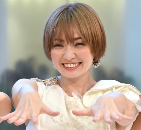 Minaの画像 写真 Max 具志堅用高 沖縄県民栄誉賞 の安室奈美恵を祝福 みんなに勇気を与えた 3枚目 Oricon News