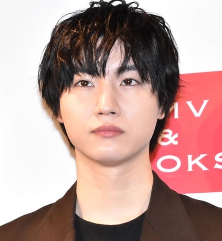 2020NJ_[wcʁuāBvCALENDAR 2020.4-2021.3xLOCxgJÂc (C)ORICON NewS inc. 