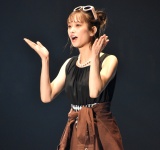 w30 }Cir K[YRNV 2020 SPRING/SUMMERxɓoꂵ46EX؋v (C)ORICON NewS inc. 
