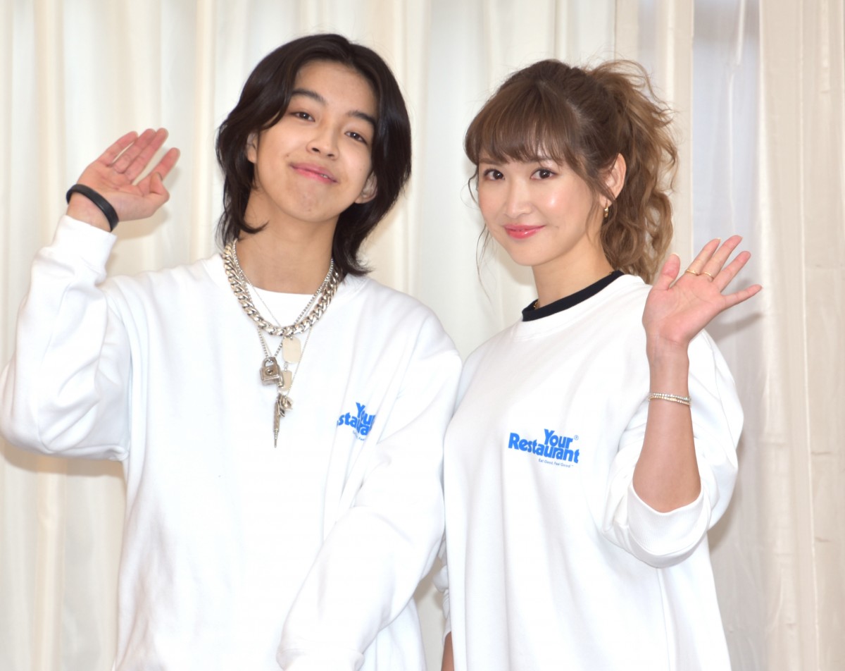 vWFNgwYOUR RESTAURANTx̊񍐉ɏoȂ()YOSHIAщhq (C)ORICON NewS inc. 