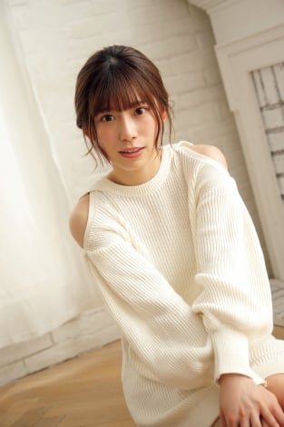 画像 写真 日向坂46 初フロントの東村芽依 金村美玖 癒やし系コンビ おそろいコーデ 独占カット 3枚目 Oricon News