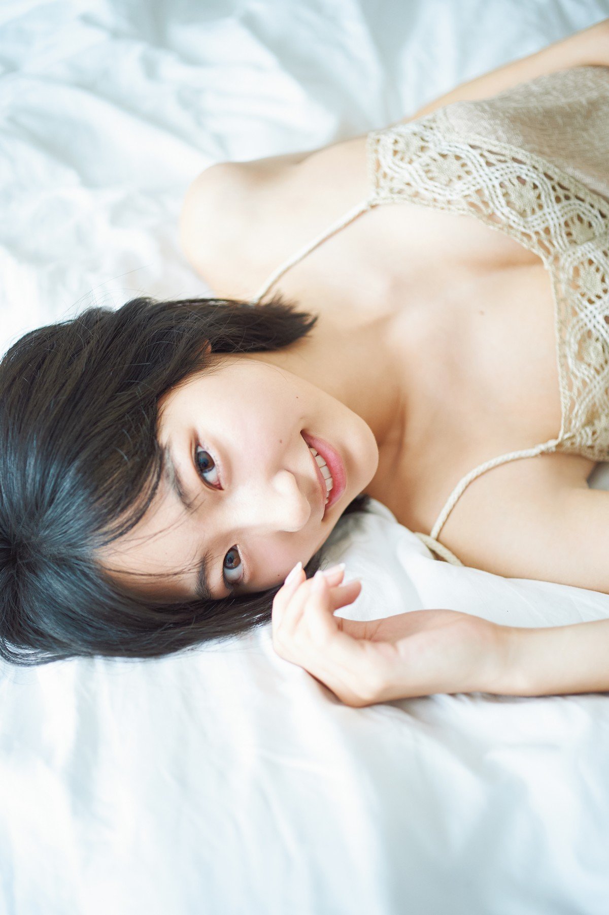 写真集】武田玲奈 2ndアナザー写真集 （Amazon.co.jp: rena 武田