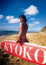 �[�c���q�A�ŐV�ʐ^�W�Ŏj��ō��g�[�L����BODY�h�@���񂪂���Ă������T�[�t�B���p�� 