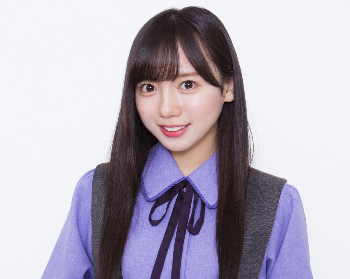 日向坂46齊藤京子、キャミソールから美背中チラリ「綺麗な肌と瞳に