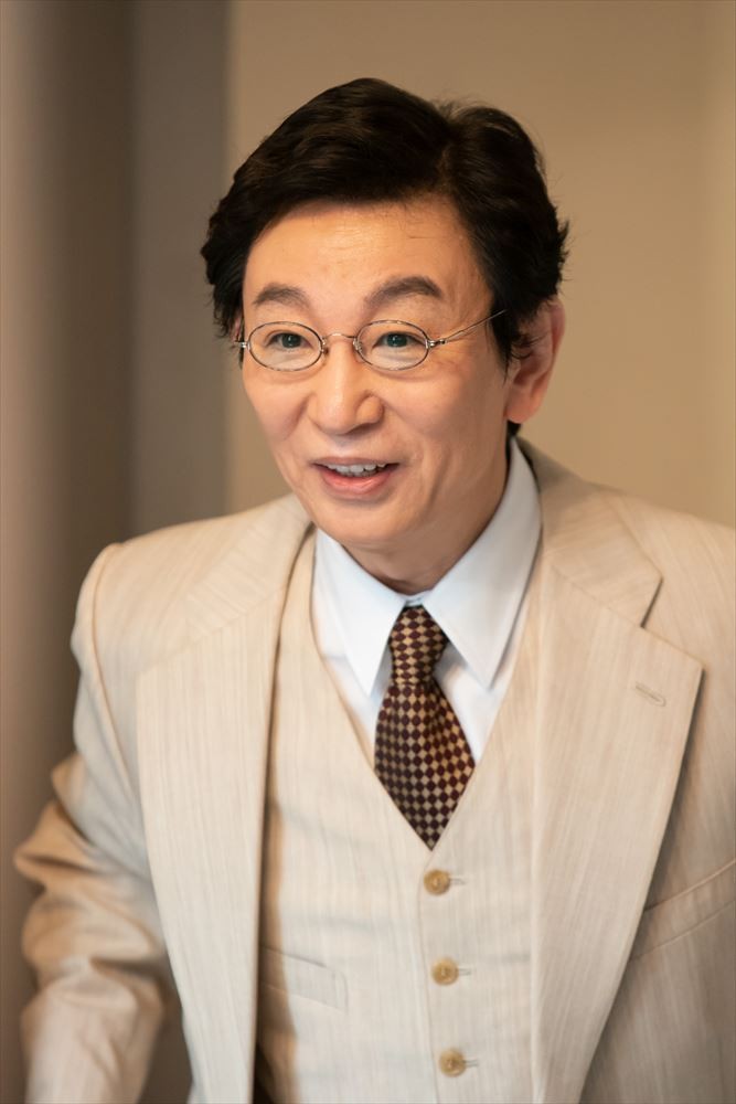 エール】古舘伊知郎がゲスト出演 胡散臭い興行主役に手応え | オリコン