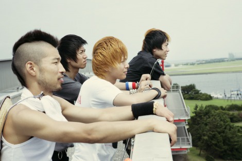 ハリ系 DVD 4枚組　中村友也（倫也）主演 Amazon.co.jp: ハリ系 DVD-BOX : 吹越満, 松澤傑, もたいまさこ