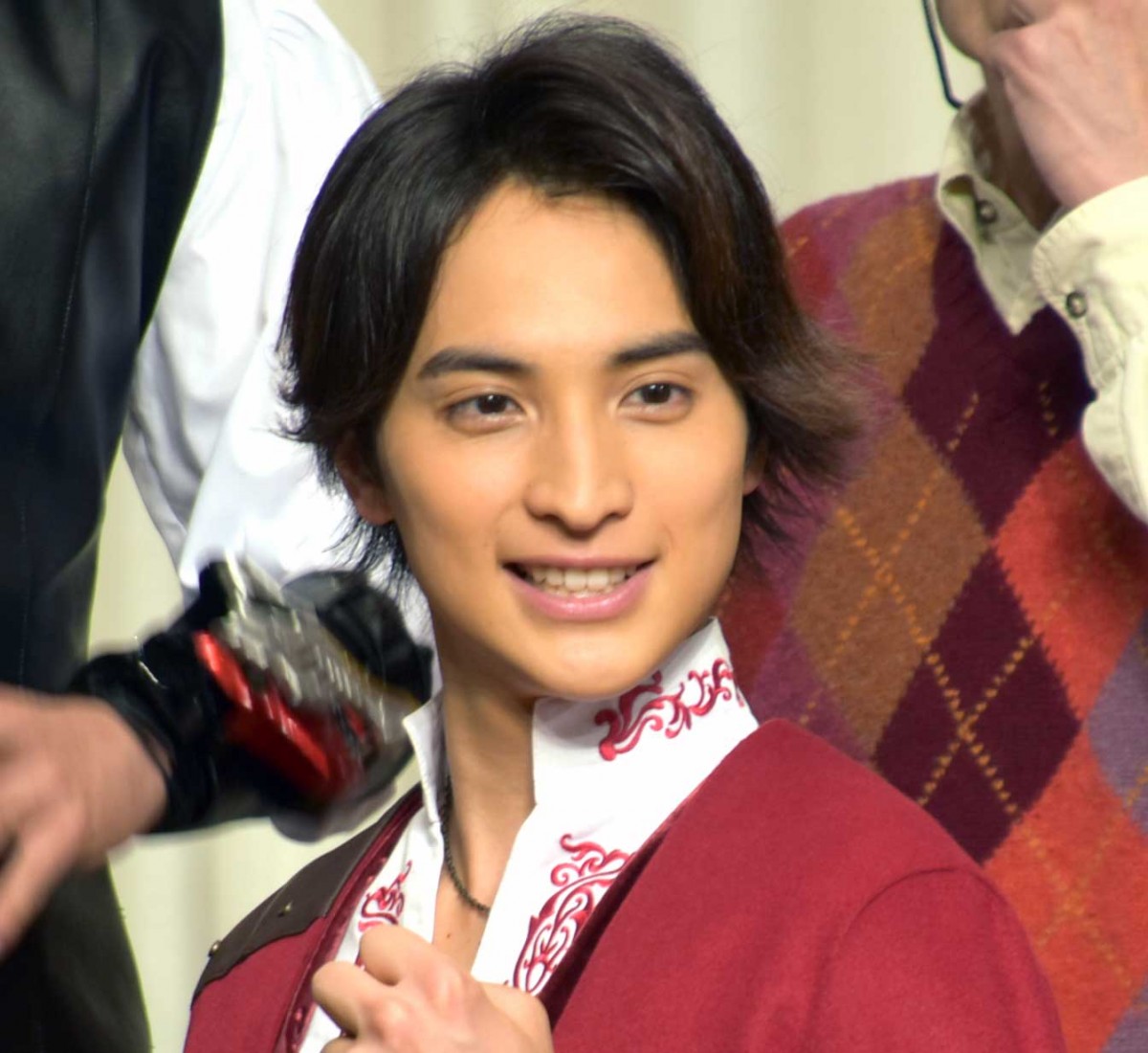 画像・写真 | 『リュウソウジャー』吹越満、戦隊乗っ取り宣言 レッド