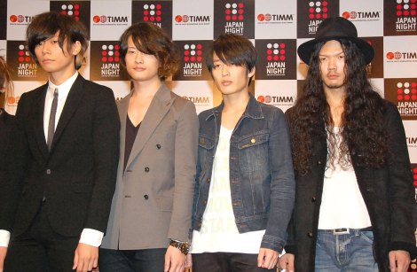 yCxgwJAPAN NIGHT in TIMMxL҉ɏoȂ[Alexandros]()m(Vo, G)A镔V(B, Cho)AP(G)A(Dr) (C)ORICON NewS inc. 