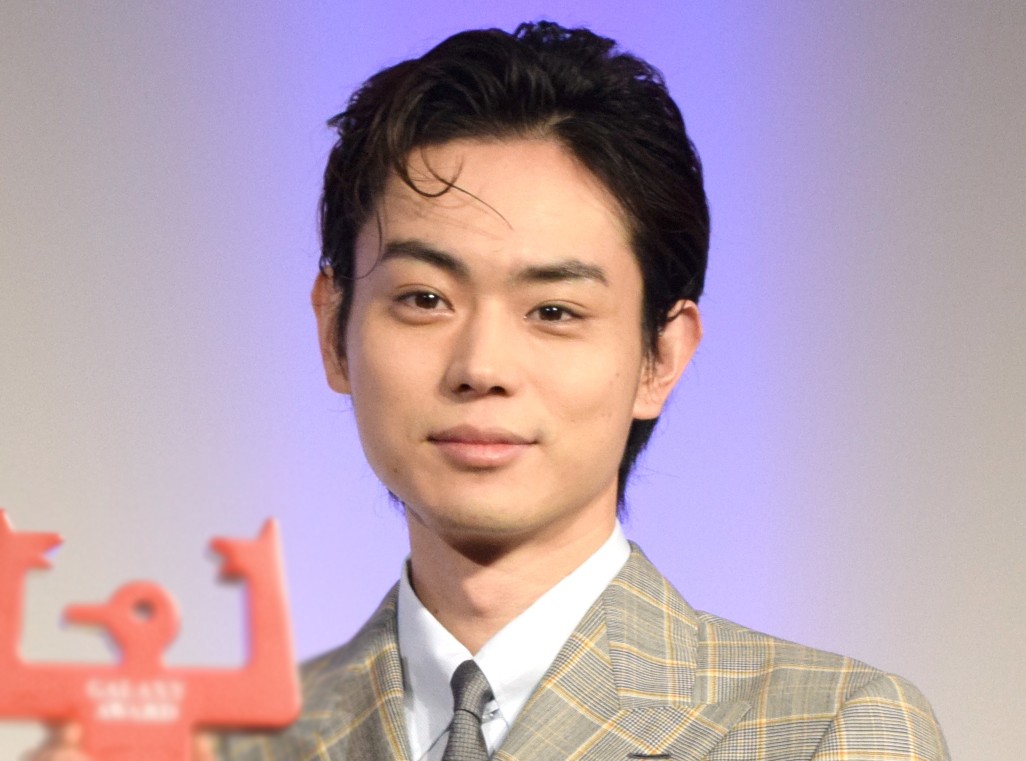 菅田将暉、機械苦手と告白「パソコンのメール送れない」 外出自粛生活