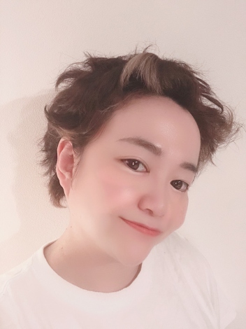 近藤春菜 髪を切って大変身 前髪上げも可愛い など反響 Oricon News