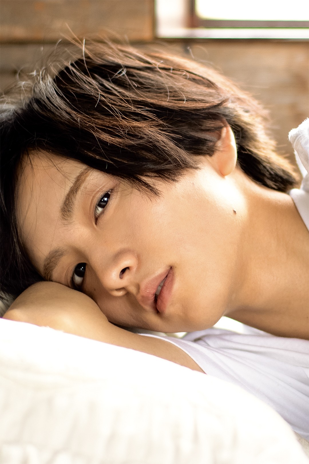 画像・写真 | 板垣李光人、3人の先輩俳優に撮られた写真集「違う雰囲気