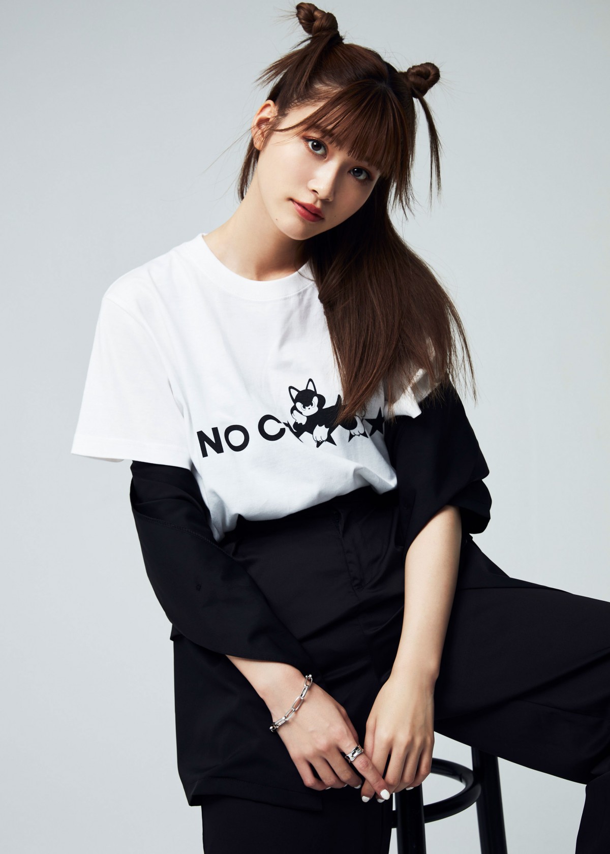 画像・写真 | “めるる”生見愛瑠、人気コーヒーショップ新作Tシャツの