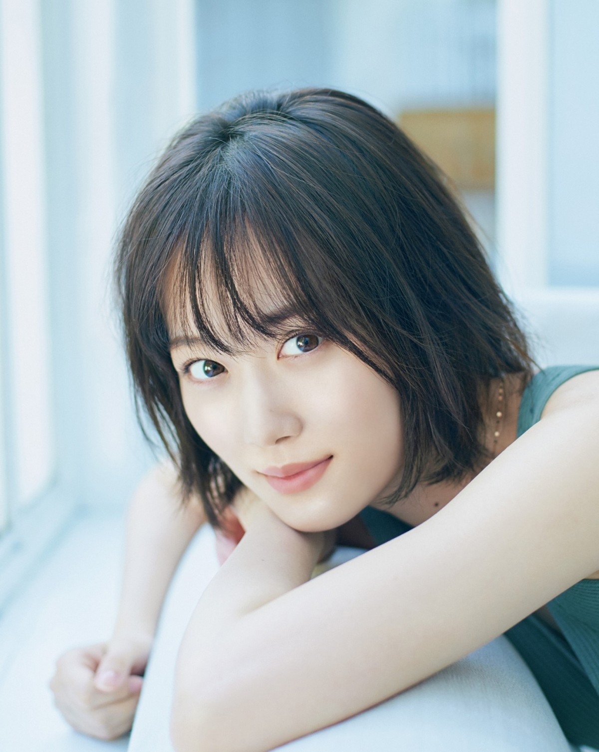 乃木坂46・山下美月、“理想の彼女”に挑戦 マカロン分け合うあま～いデートも | ORICON NEWS