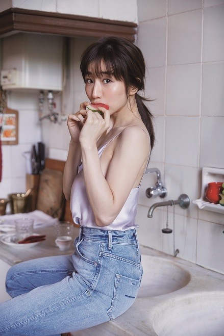 田中みな実の“進化し続ける美しさ”を徹底研究 『VOCE』全24P大