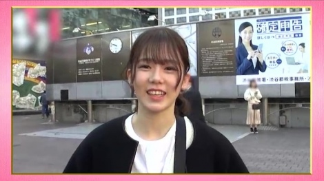 ボンビーガール 話題の美女 あおいさんが再登場 事務所所属決定で水着グラビア撮影に挑戦 Oricon News