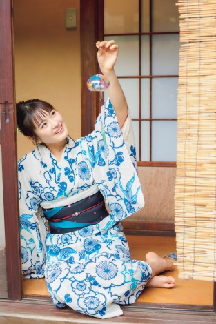 画像・写真 | “乃木坂46の元気印”清宮レイ、旅行気分グラビアで