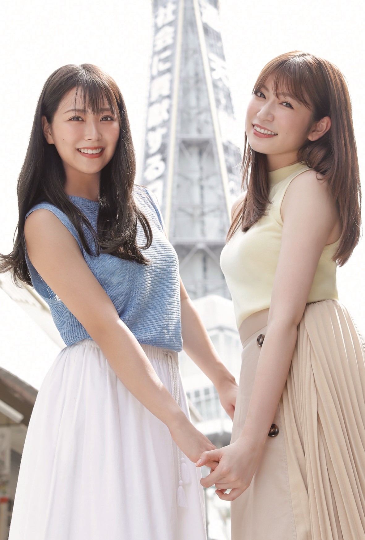 画像・写真 | NMB48“1期生”白間美瑠＆吉田朱里が笑顔で2ショット 『B.L.T.』表紙公開 3枚目 | ORICON NEWS