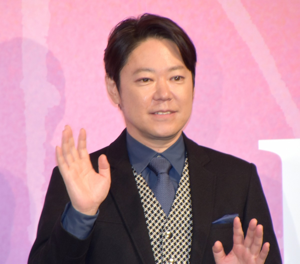 安部さだお爆笑画像 阿部サダヲ、太田光とラジオで“直接対決” 爆笑問題＆ラジオ愛を伝える「ずっと見ているんです」 | ORICON NEWS