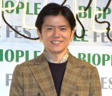 �،����A�i�A�t���[�]�g�㏉�C�x���g�u��ЂƂ̎d���𒚔J�Ɂv ���߂ẴX�J�[�t�ɏƂ� 