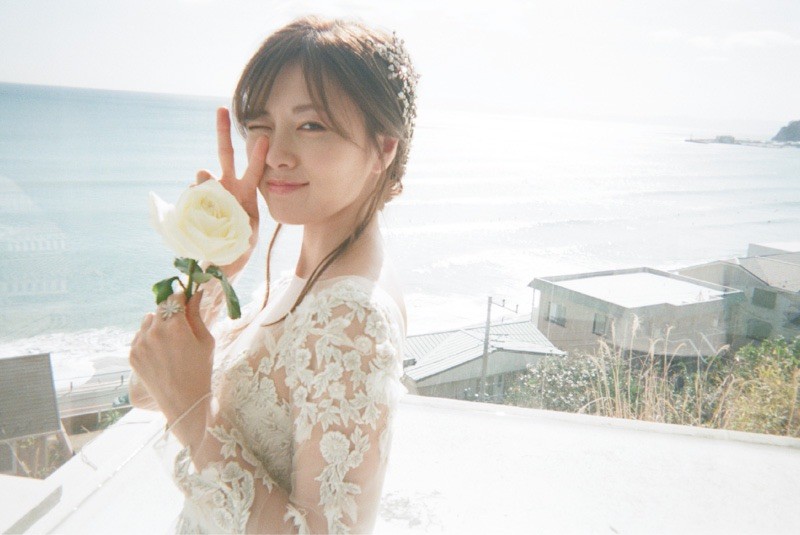 白石麻衣からファンへプレゼント 卒業記念本の付録に「32P