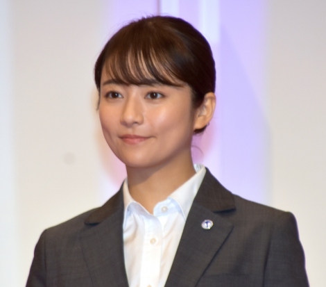 画像 写真 木村文乃 広瀬アリスとぺっこり45度のお辞儀披露 ローランドのサプライズローズに目が点 7枚目 Oricon News