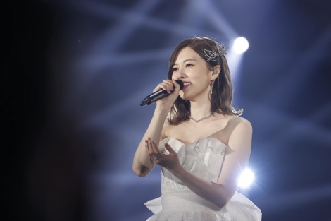 白石麻衣 純白ドレスで10分間の卒業スピーチ 乃木坂46でいられたことを誇りに Oricon News
