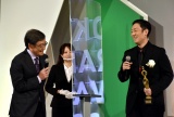 『東京ドラマアウォード2020』授賞式に出席した（左から）石坂浩二、中村勘九郎 （C）ORICON NewS inc. 