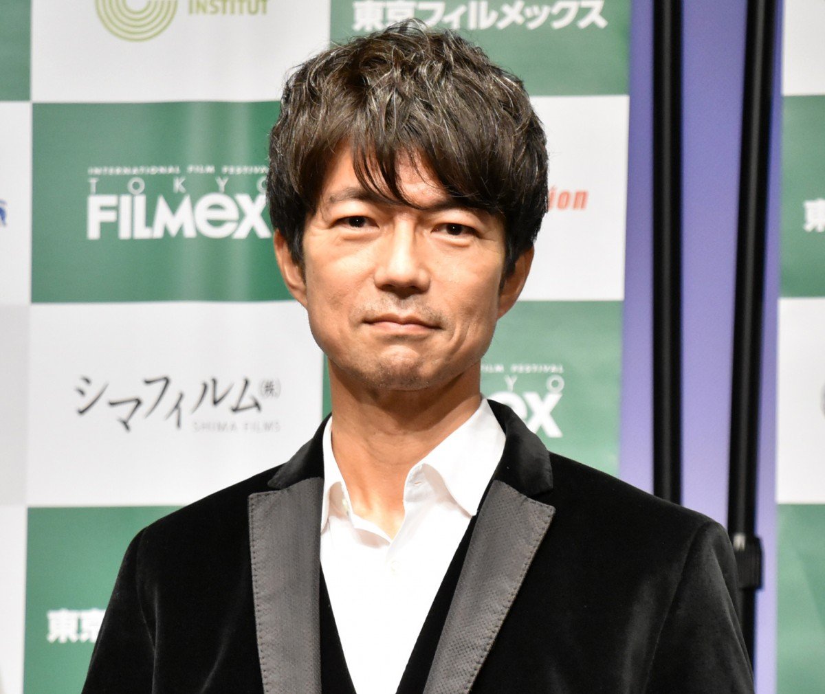 仲村トオル、4度目タッグの万田邦敏監督に「絶大な信頼」 難役も不安なし | ORICON NEWS